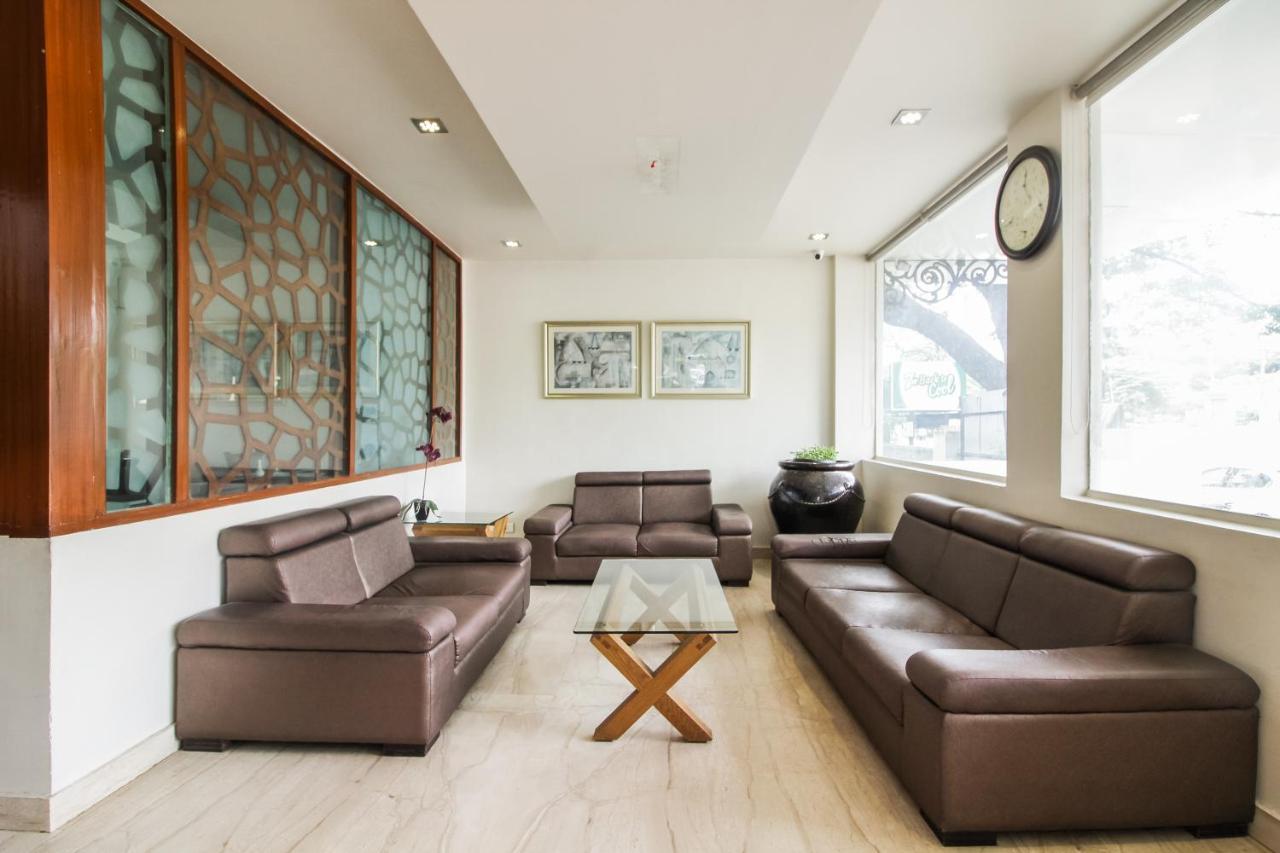מייזור Hotel White Parrot מראה חיצוני תמונה