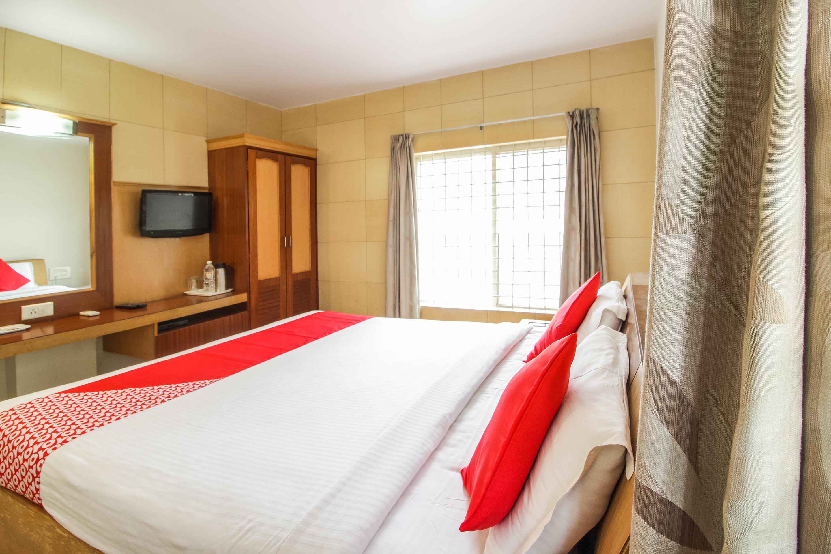 מייזור Hotel White Parrot מראה חיצוני תמונה